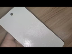 Frischweiße Pulverbeschichtung zur Abdeckung von Mängeln und Unvollkommenheiten