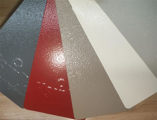 Pulverbeschichtung mit Struktur (Wrinkle) mit 180-200°C Aushärtung, 30-42µm Partikelgröße und hohem/mattem/niedrigem Glanz für industrielle und künstlerische Anwendungen