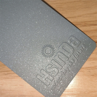 Hochglänzender, langlebiger Sand mit metallisch-grauer Epoxy-Polyester-Pulverfarbe für Dekoration und Geräte